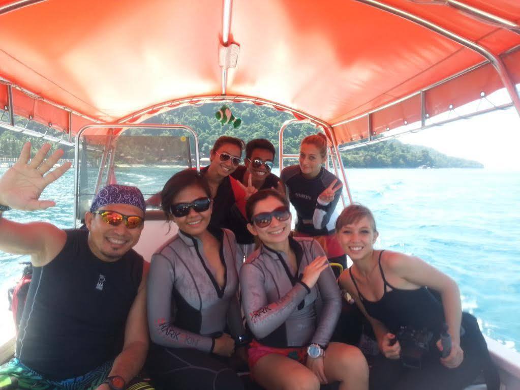 Ombak Dive Resort Pulau Perhentian Kecil Buitenkant foto